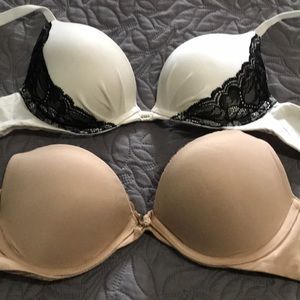 VICTORIAS SECRET BRAS